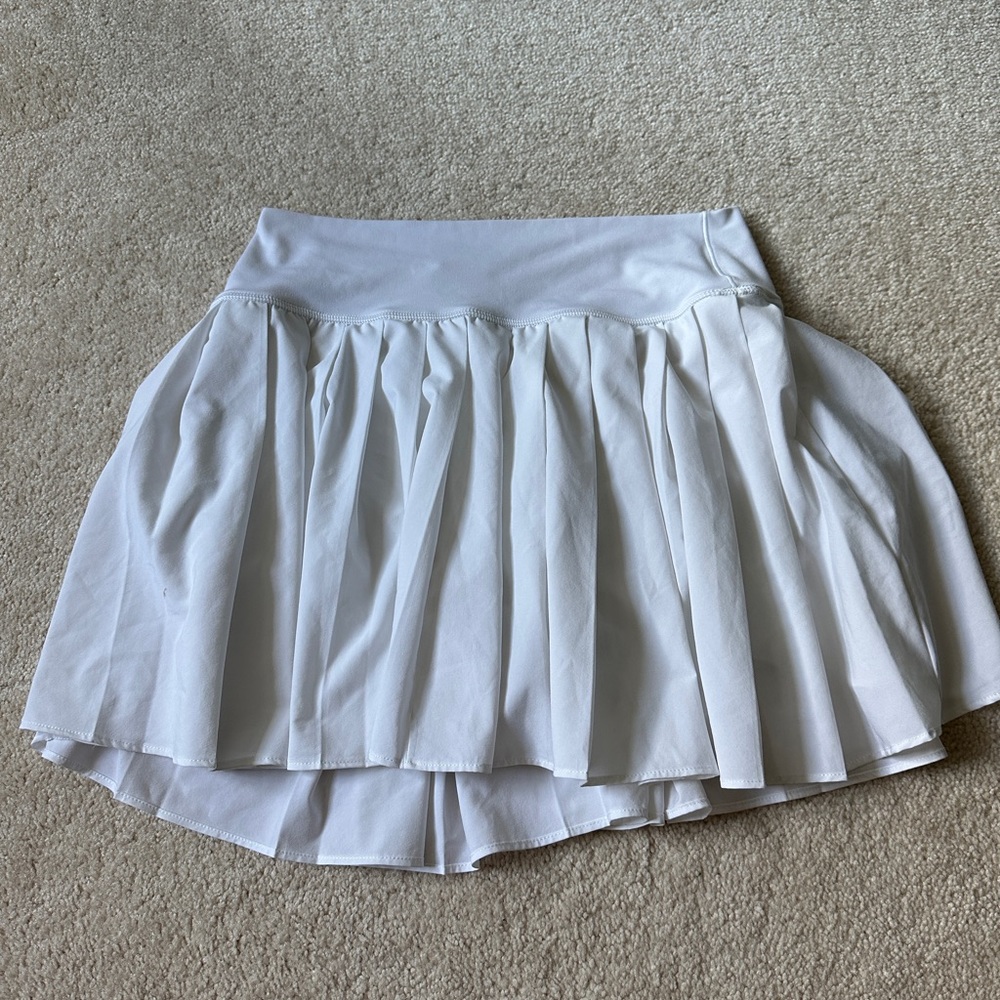 White OFFLINE By Aerie All Aces Tennis Skort Medium